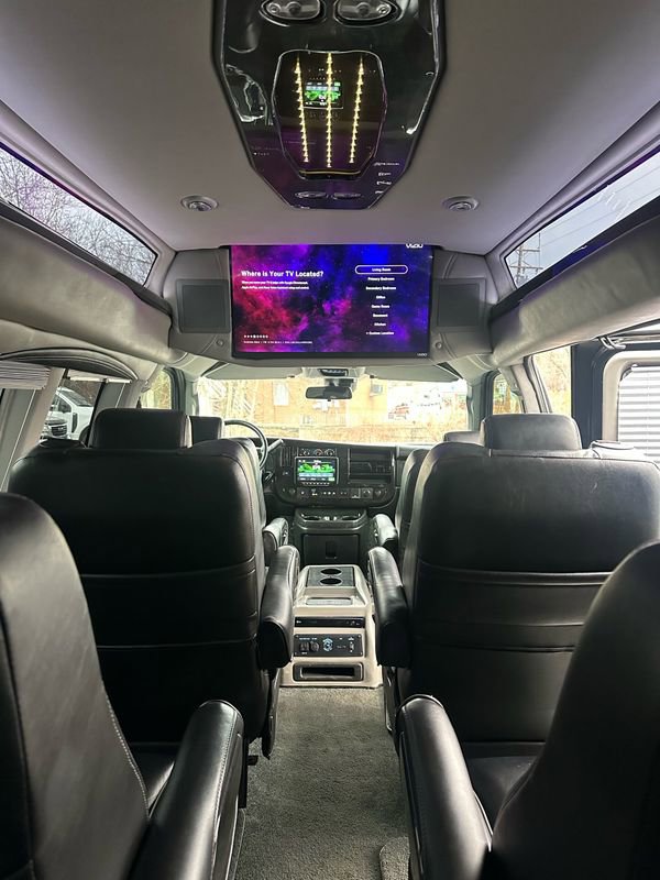Used 2019 GMC Savana 2500 Extended image 16