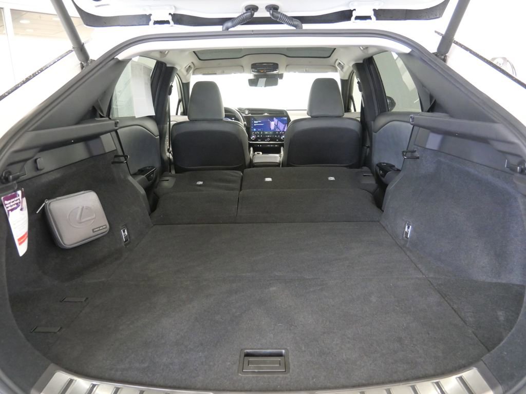 Used 2023 Lexus RZ 450e Premium w/ Technology Package image 34