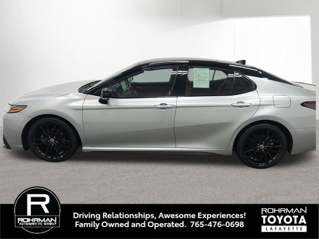 Used 2022 Toyota Camry XSE w/ Navigation Upgrade Package FWD image 3