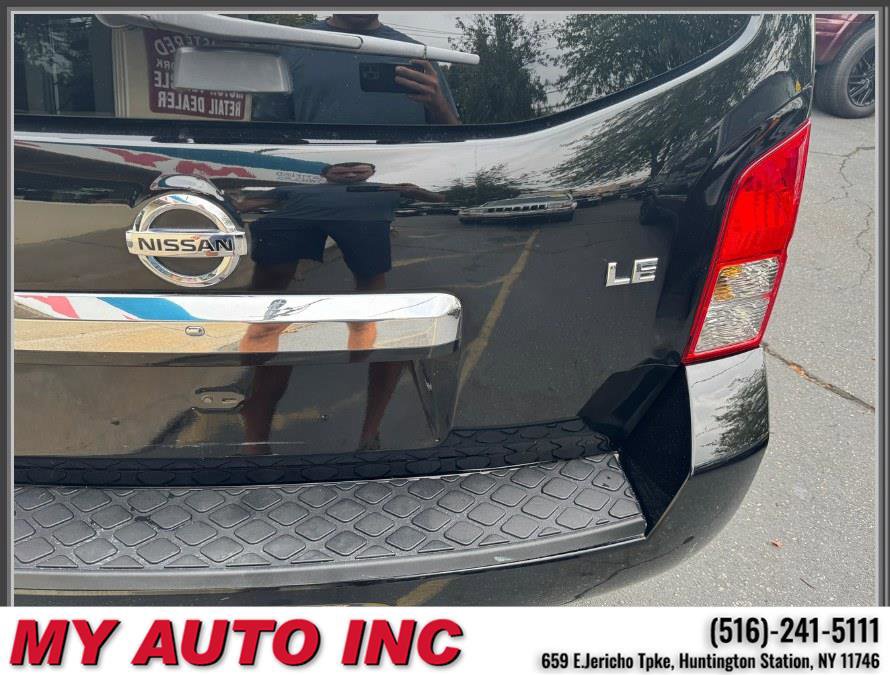 Used 2010 Nissan Pathfinder LE w/ Navigation Pkg image 39