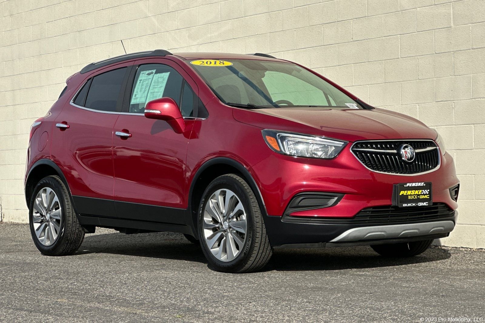 Certified 2018 Buick Encore Preferred image 1