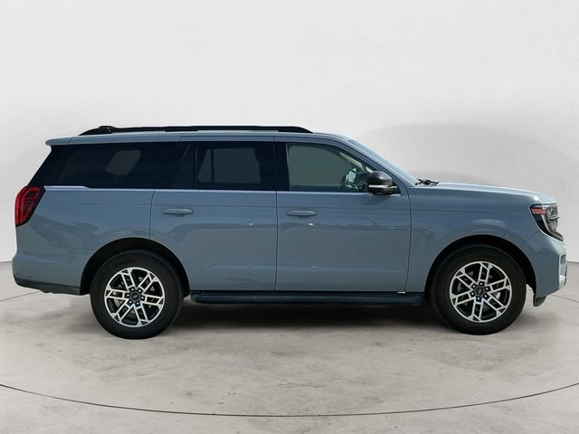 Certified 2025 Ford Expedition Active AWD/4WD image 6