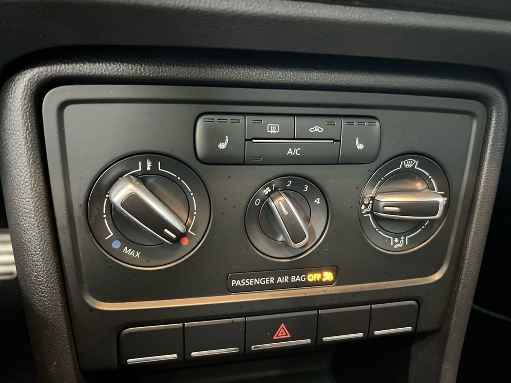 Used 2013 Volkswagen Beetle 2.0T image 14