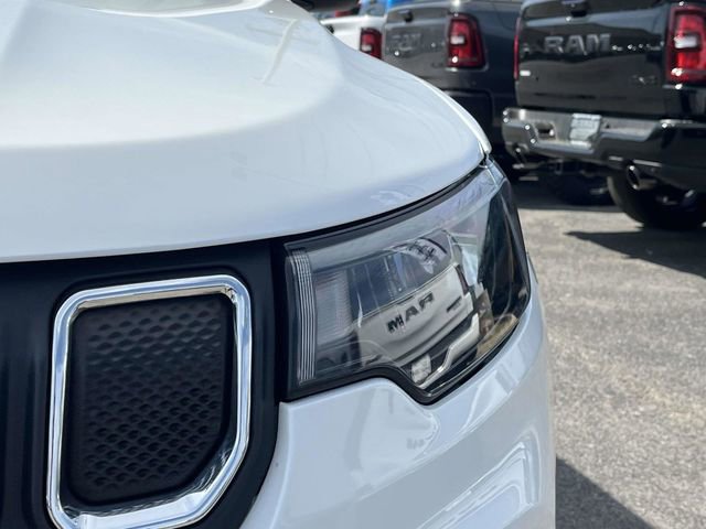 Used 2022 Jeep Compass Latitude image 9