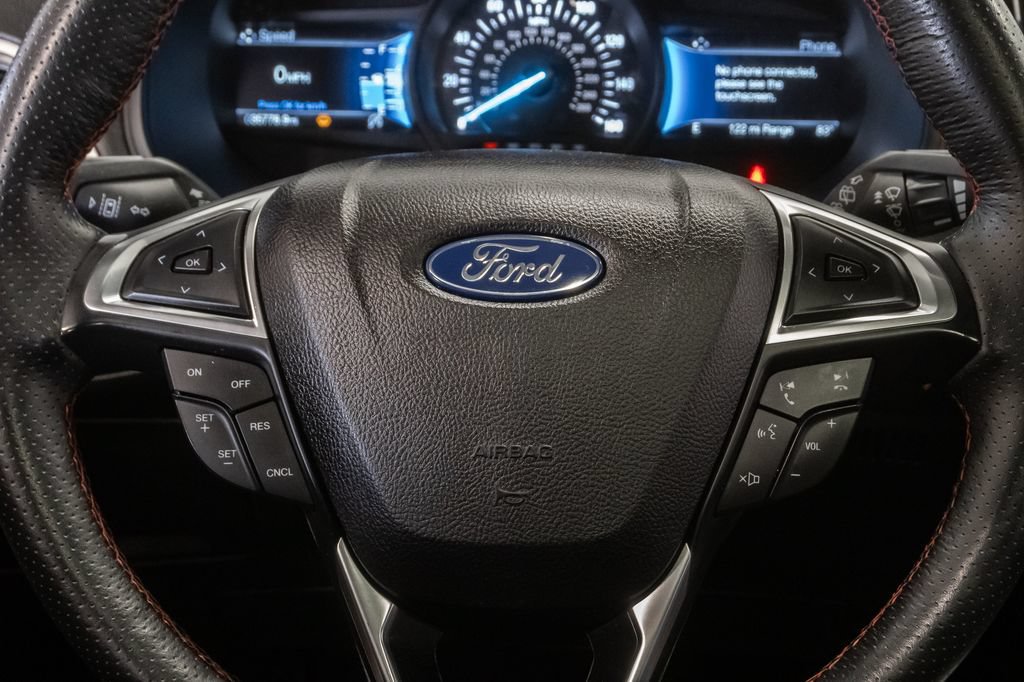 Used 2022 Ford Edge ST-Line AWD/4WD image 16