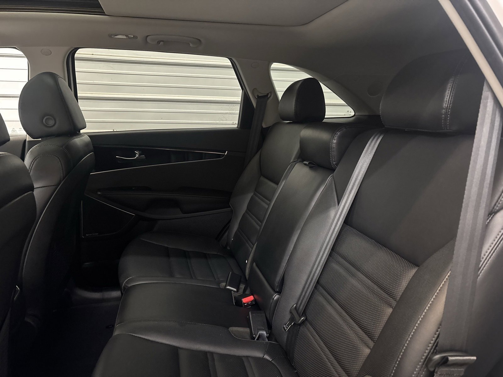 Used 2020 Kia Sorento SX image 22