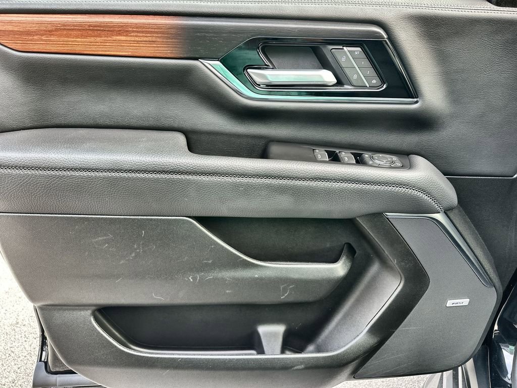 Certified 2025 GMC Yukon Denali image 22