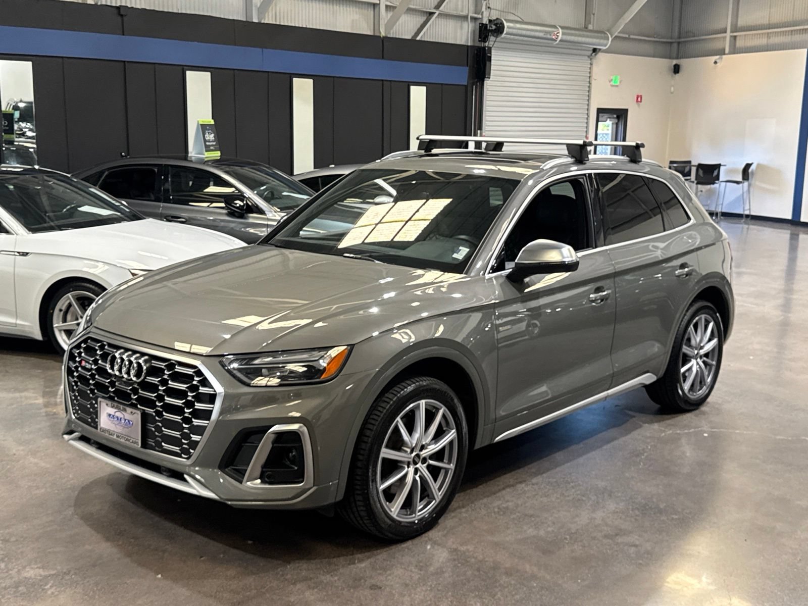 Used 2023 Audi SQ5 Premium Plus w/ Premium Plus Package AWD/4WD image 9