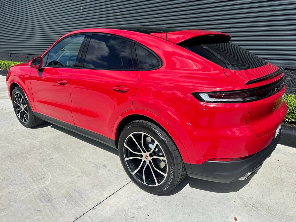 Used 2026 Porsche Cayenne Coupe AWD/4WD image 3