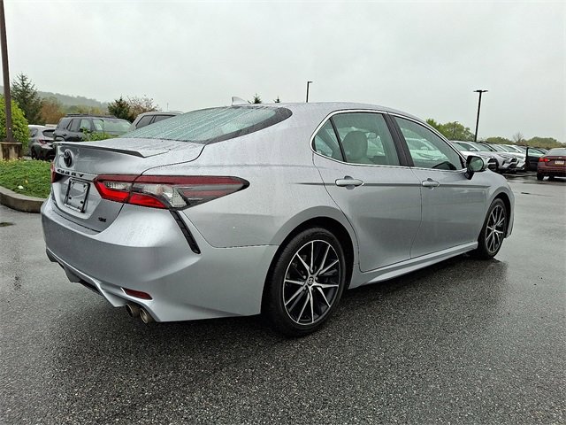 Certified 2024 Toyota Camry SE image 6