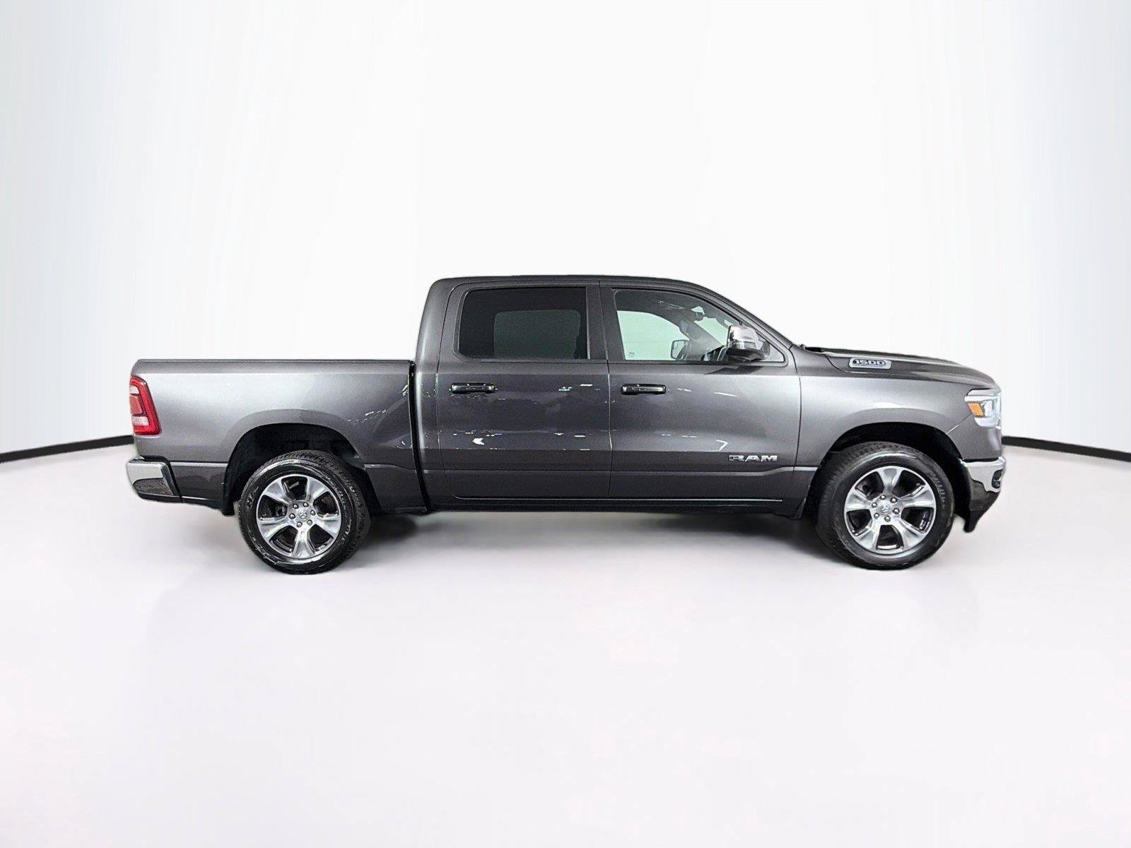 Used 2023 RAM 1500 Laramie AWD/4WD image 12
