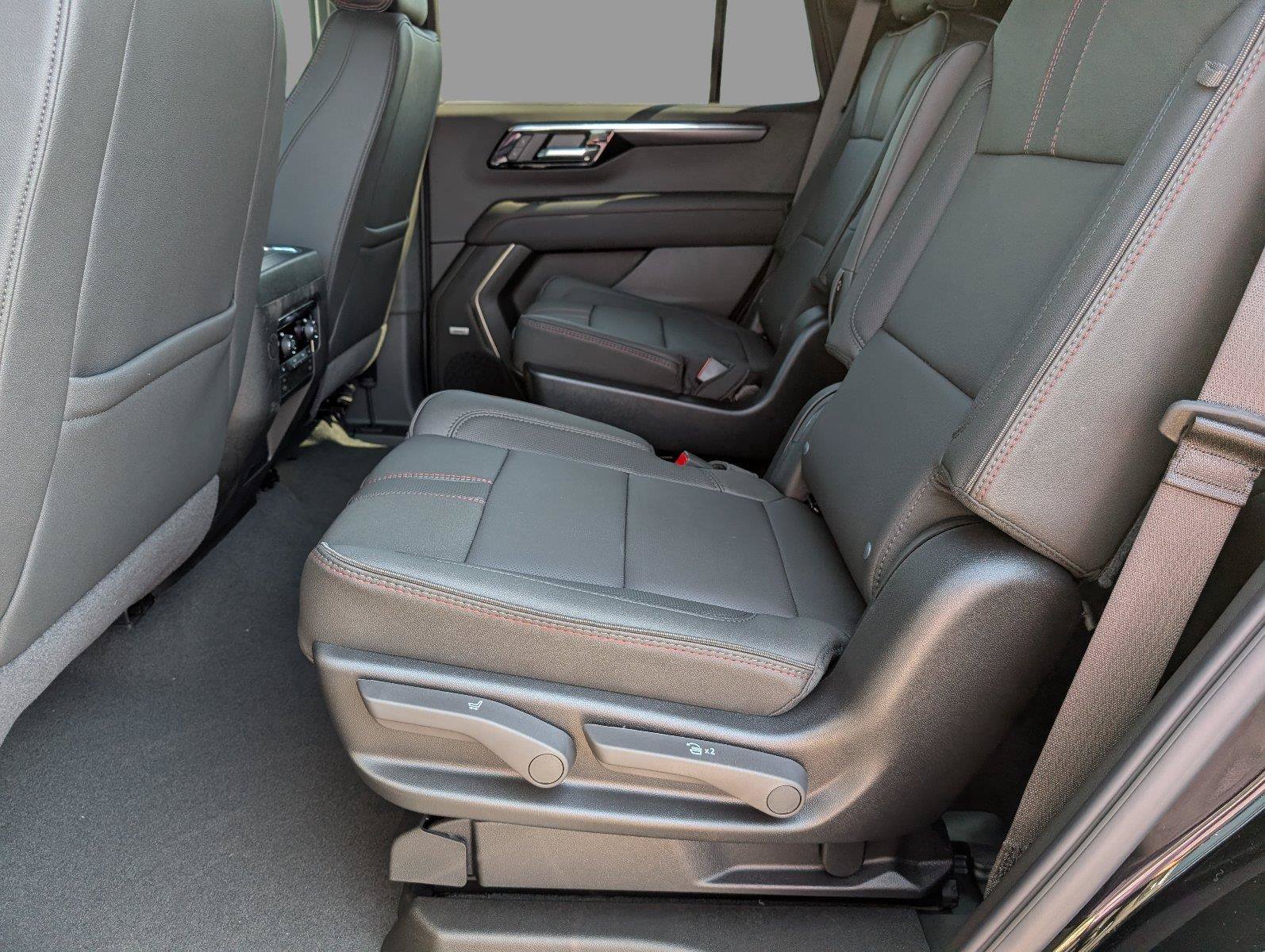 New 2027 Chevrolet Tahoe RST w/ Comfort Package RWD image 33