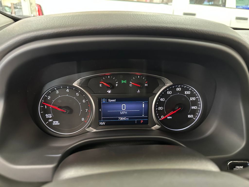 Used 2022 GMC Acadia SLE w/ LPO, Floor Liner Package AWD/4WD image 16