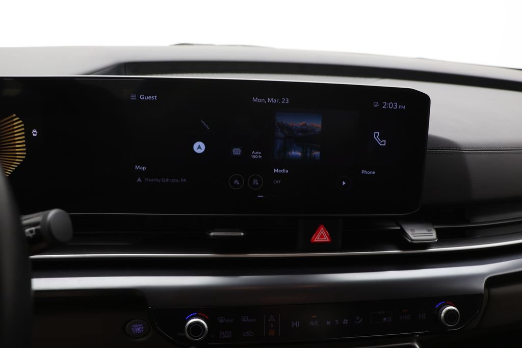 Used 2025 Kia Carnival FWD image 20
