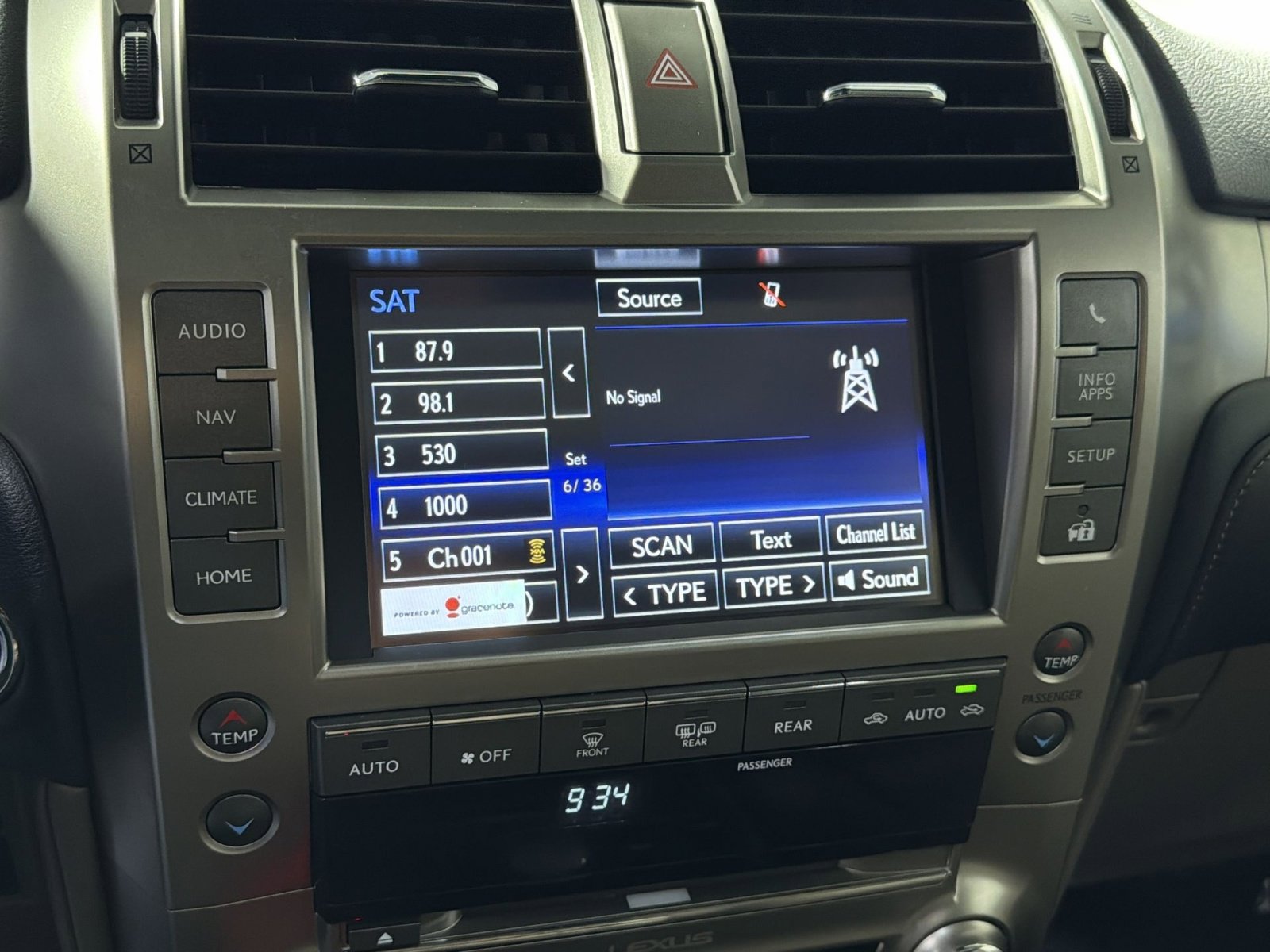 Used 2020 Lexus GX 460 Premium w/ Premium Package AWD/4WD image 36