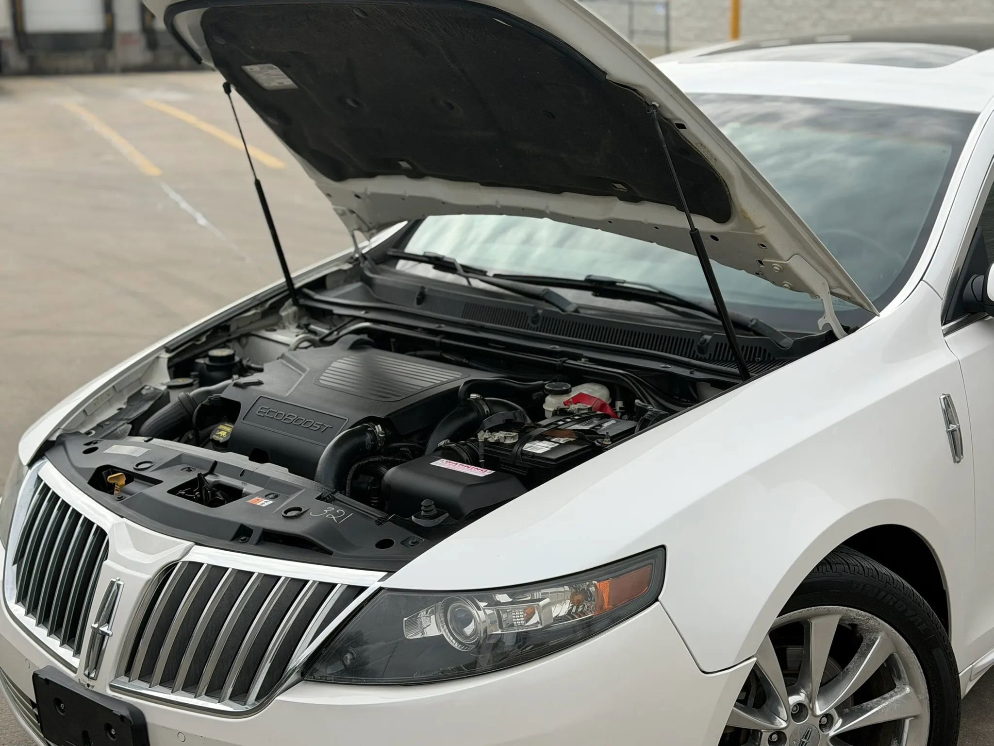 Used 2011 Lincoln MKS AWD w/ 201A Rapid Spec Order Code image 16