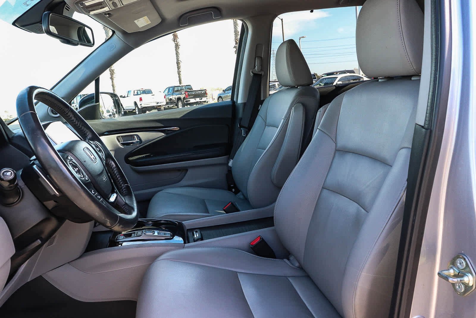 Used 2017 Honda Pilot Touring image 28