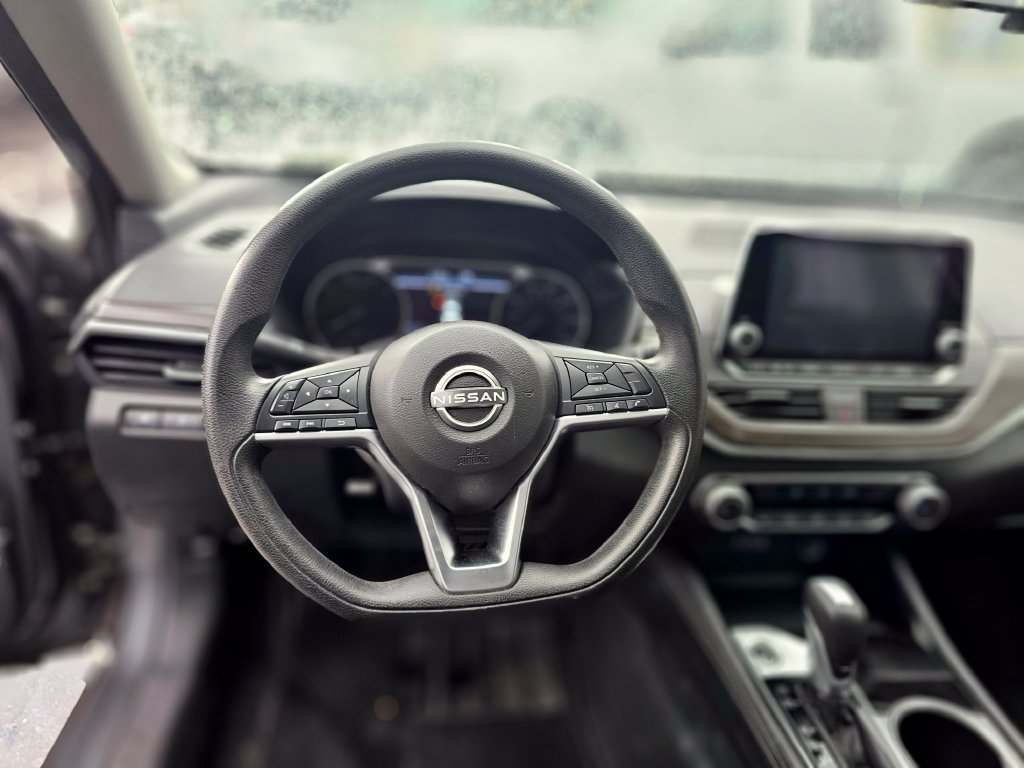 Used 2023 Nissan Altima 2.5 SV AWD/4WD image 34