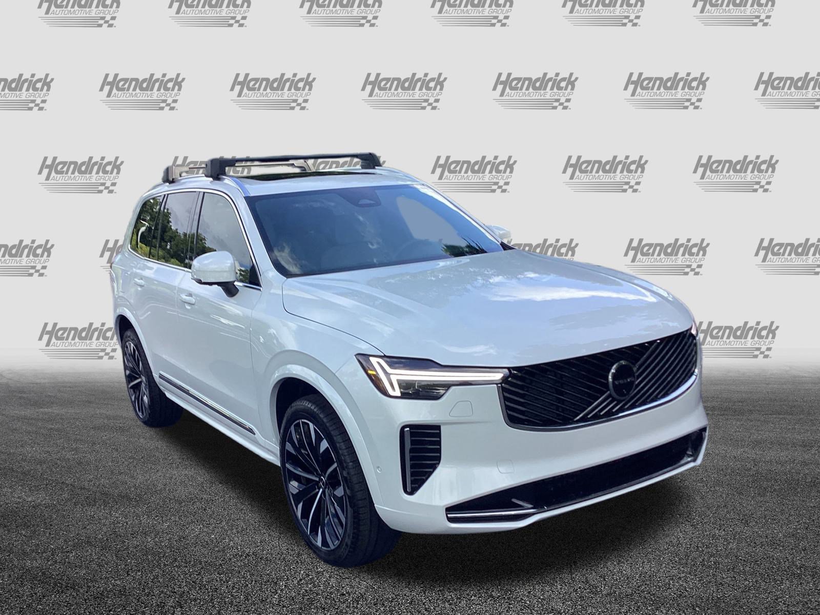 New 2026 Volvo XC90 B6 Plus w/ Protection Package Premier image 2