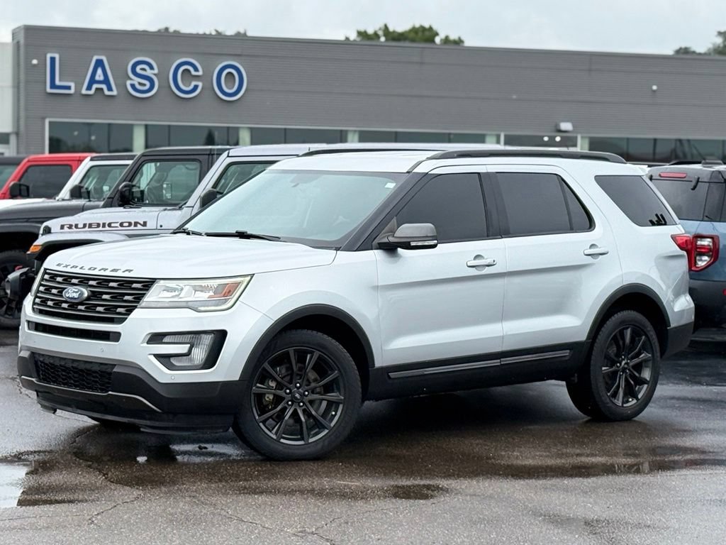Used 2017 Ford Explorer XLT w/ Equipment Group 202A