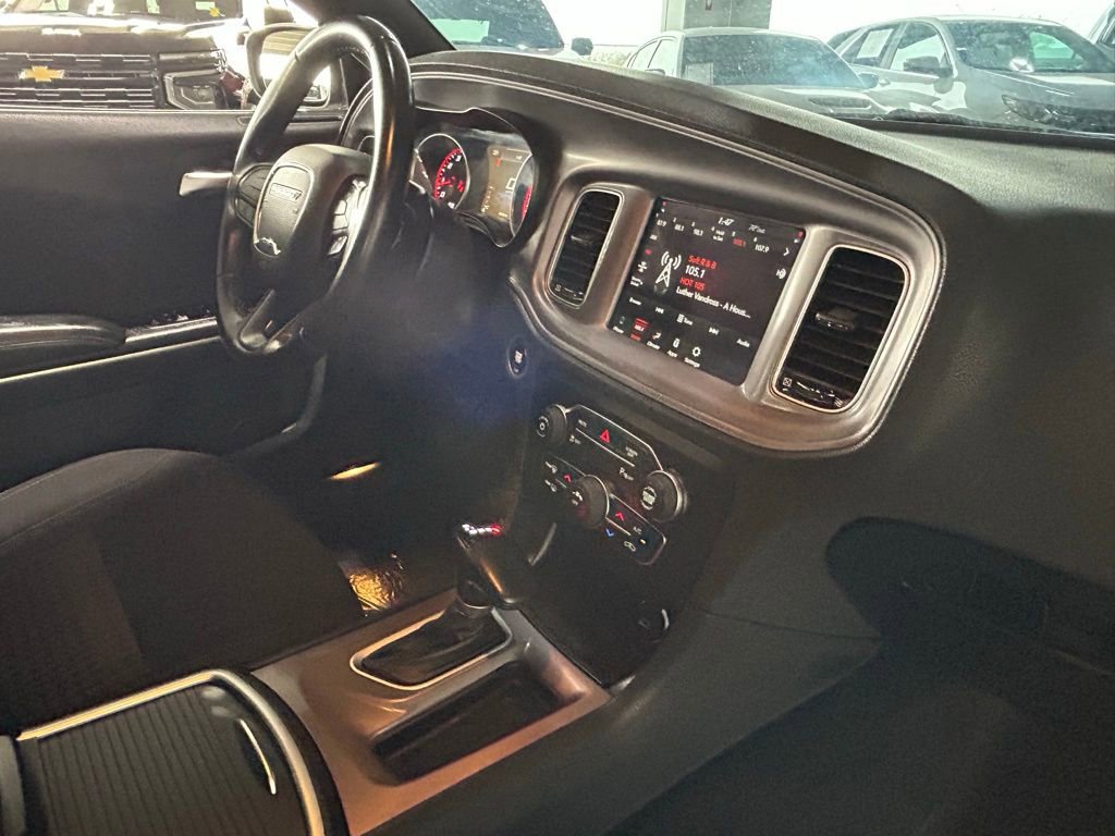 Used 2023 Dodge Charger SXT image 28