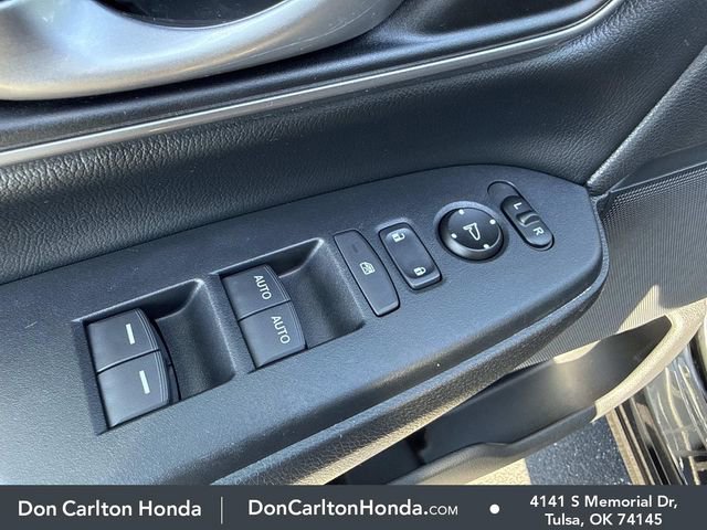 Used 2017 Honda CR-V EX-L image 12