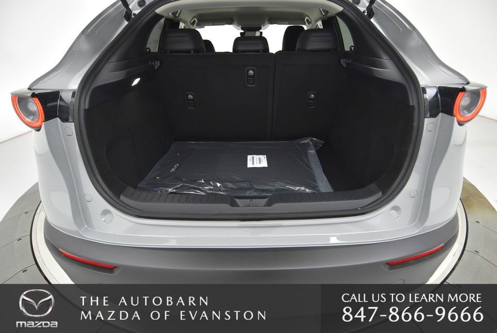 New 2026 MAZDA CX-30 AWD 2.5 S w/ Select Sport Pkg image 32