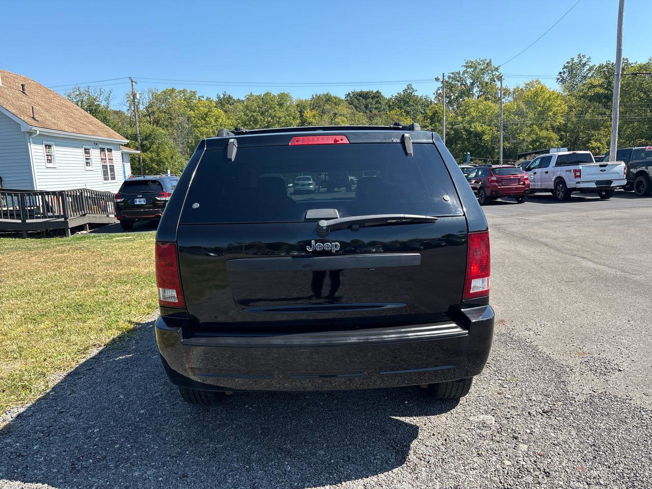 Used 2009 Jeep Grand Cherokee Laredo AWD/4WD image 5