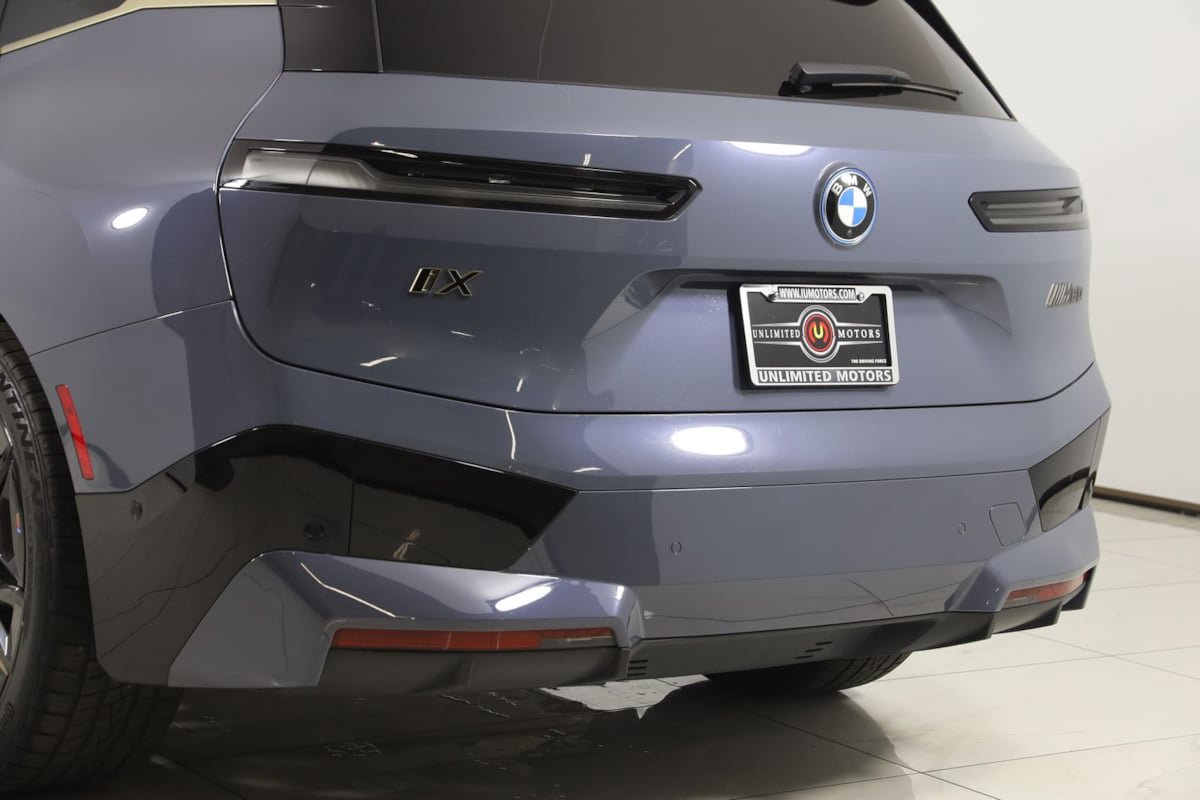 Used 2023 BMW iX M60 w/ Executive Package AWD/4WD image 29
