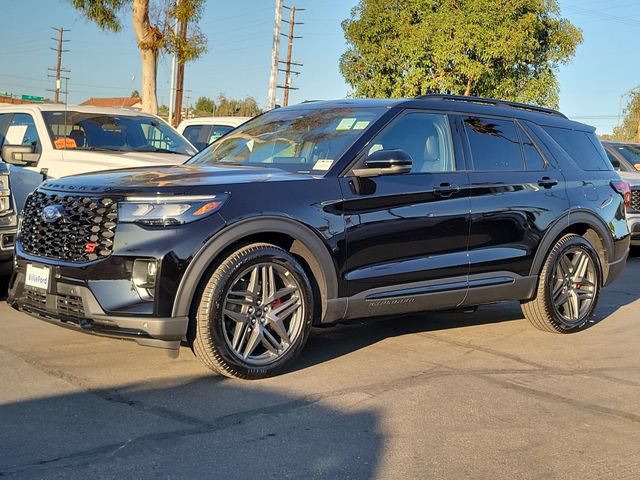 Used 2025 Ford Explorer ST w/ Sun And Sound Package AWD/4WD image 27