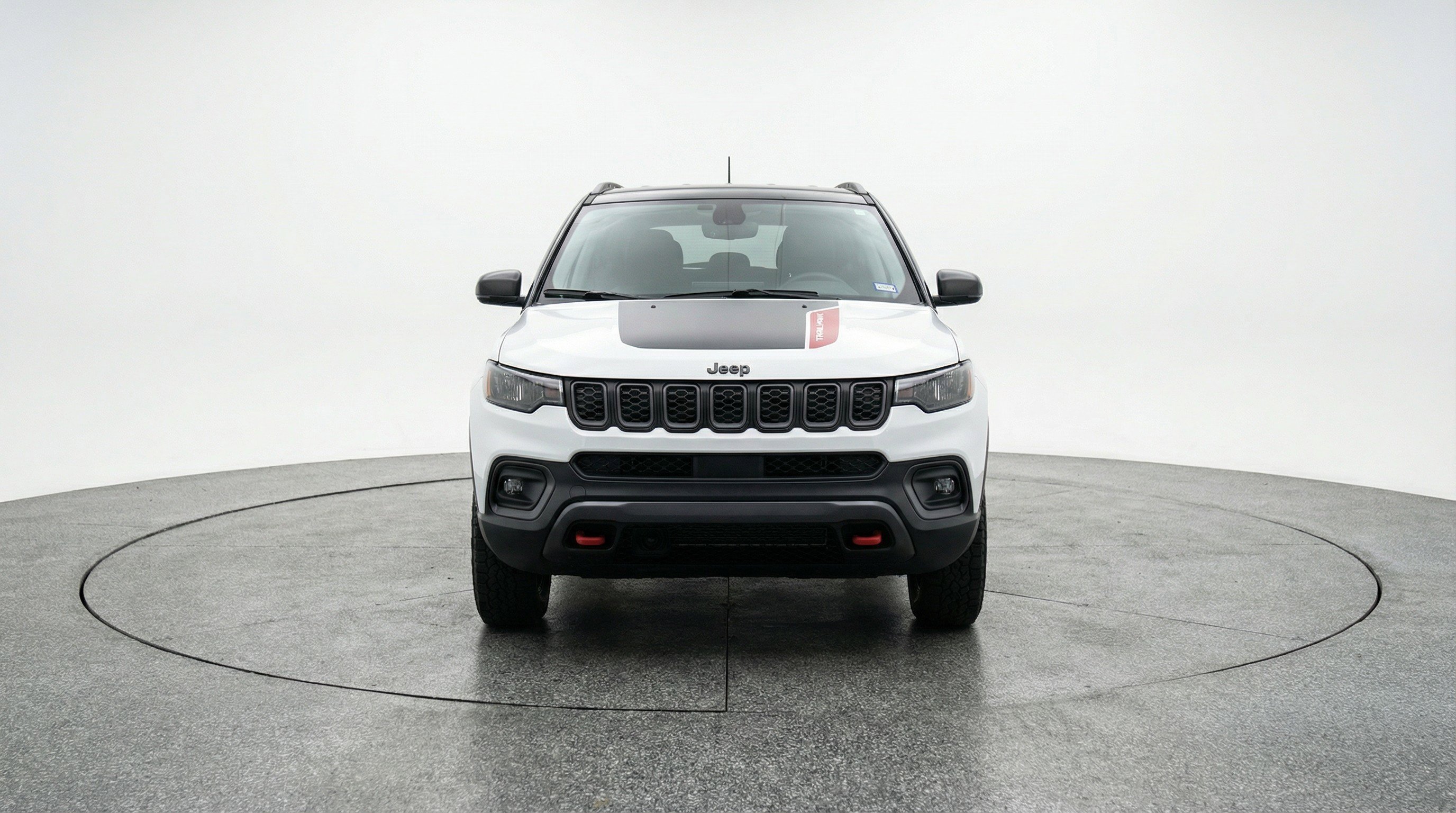 Used 2025 Jeep Compass Trailhawk AWD/4WD image 2