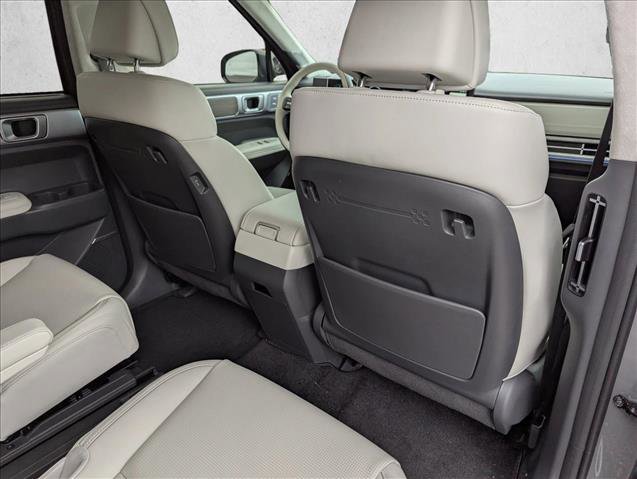 Used 2025 Hyundai Santa Fe Calligraphy image 30