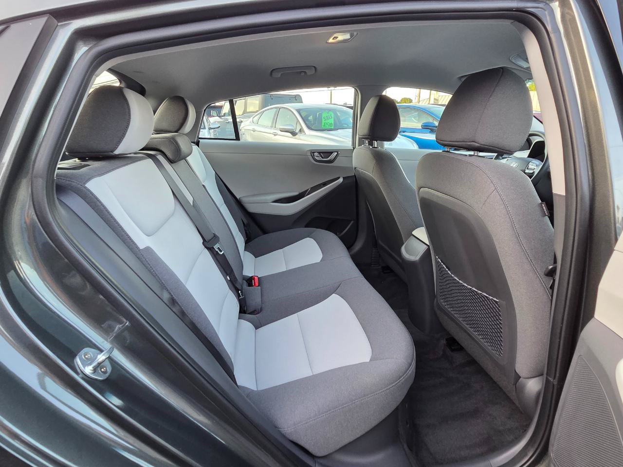 Used 2020 Hyundai Ioniq Blue FWD image 31