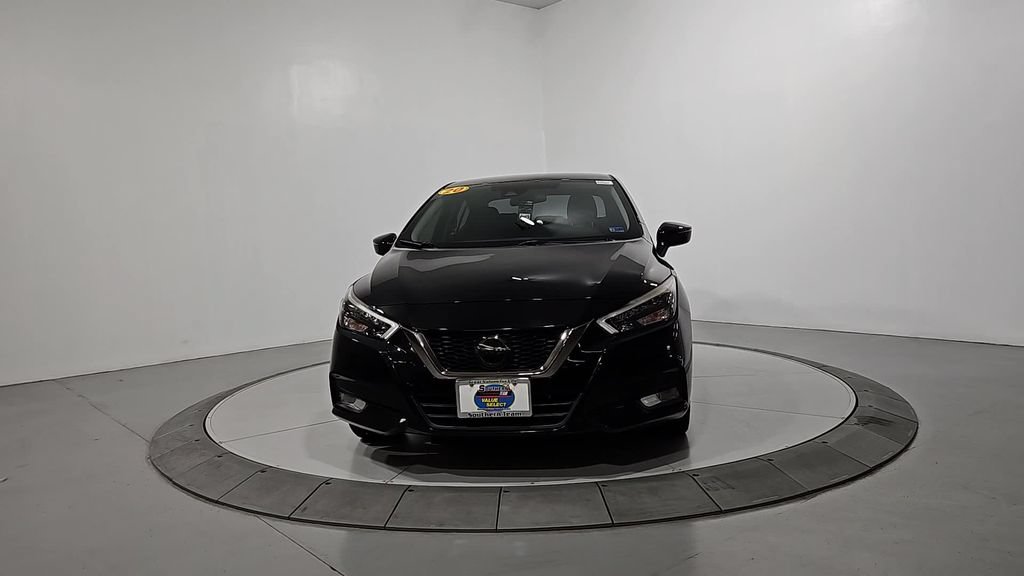 Used 2020 Nissan Versa SR w/ Convenience Package FWD image 9