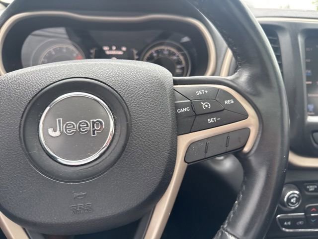Used 2016 Jeep Cherokee 75th Anniversary AWD/4WD image 20