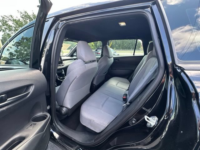 Used 2024 Toyota Corolla Cross AWD Hybrid image 18