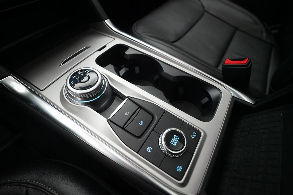 Used 2023 Ford Explorer Limited w/ Equipment Group 301A image 17