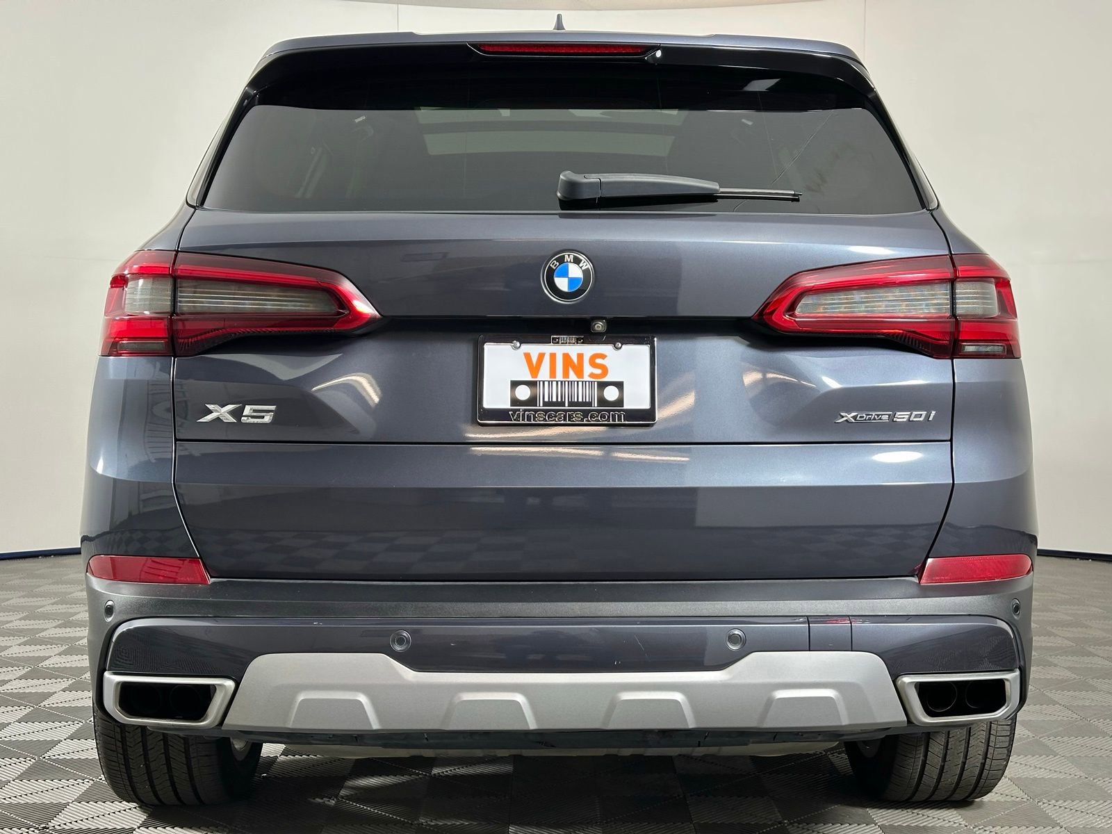 Used 2019 BMW X5 xDrive50i w/ Parking Assistance Package image 27