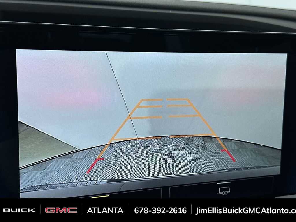 Used 2025 Chevrolet Silverado 1500 LT image 16