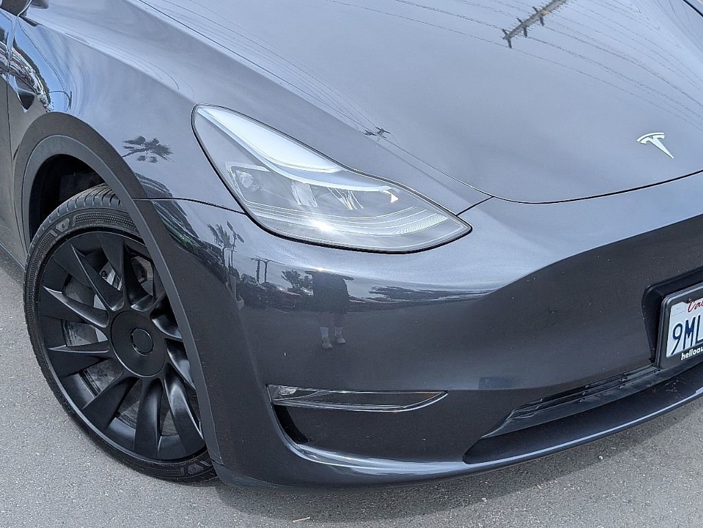 Used 2024 Tesla Model Y Long Range AWD/4WD image 5