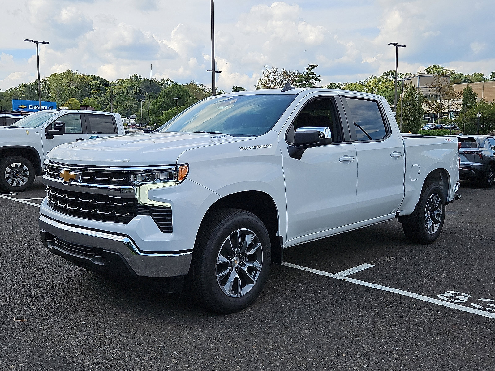 New 2026 Chevrolet Silverado 1500 LT image 2