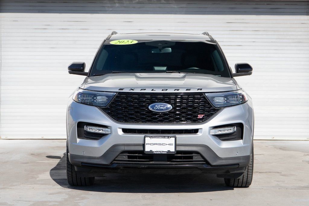 Used 2023 Ford Explorer ST w/ Equipment Group 401A image 2