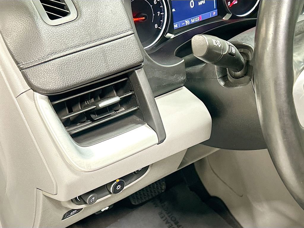 Used 2023 GMC Terrain SLT image 10