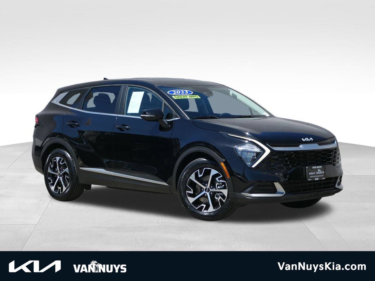 Used 2023 Kia Sportage EX FWD image 1