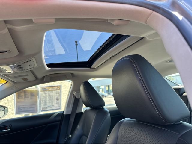 Used 2016 Lexus IS 200t image 37