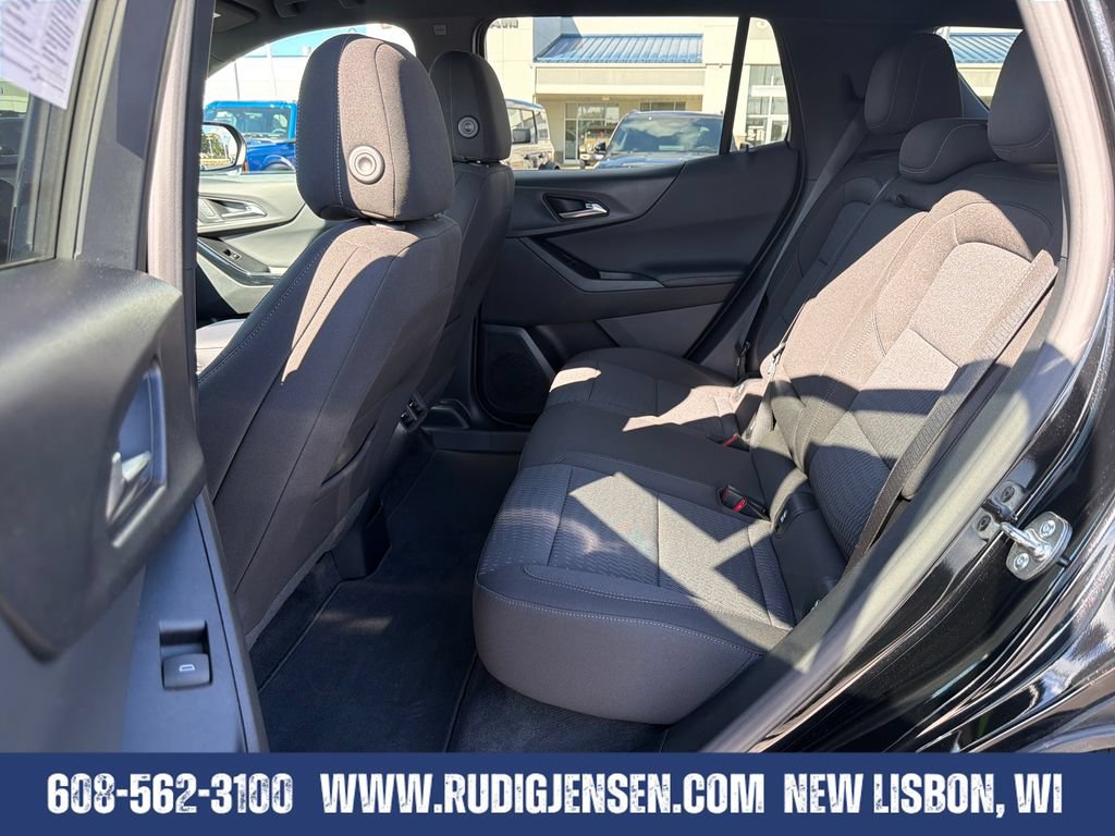 Used 2026 Chevrolet Equinox LT AWD/4WD image 24