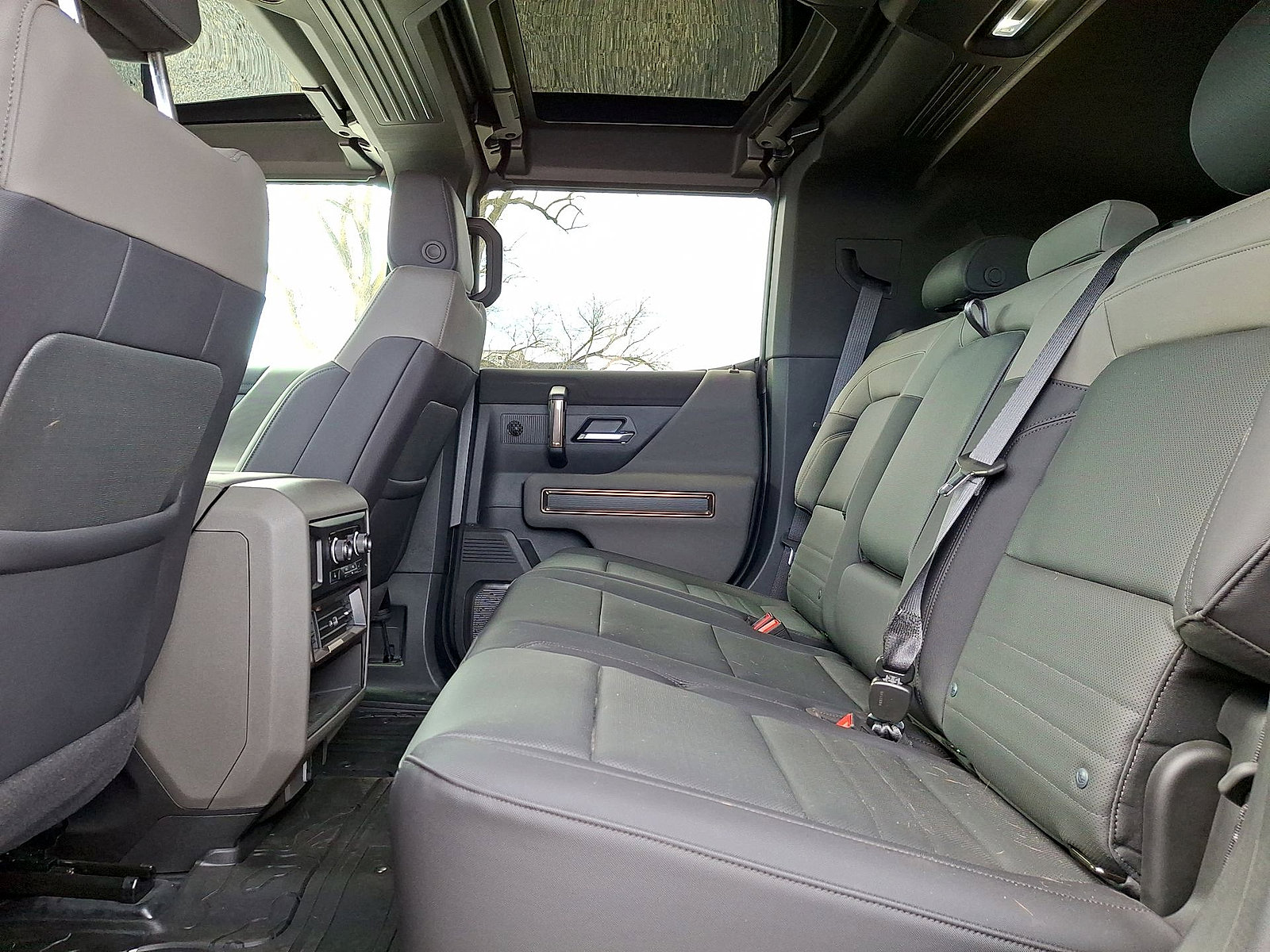 New 2025 GMC Hummer EV 2X w/ Extreme Off-Road Package AWD/4WD image 13