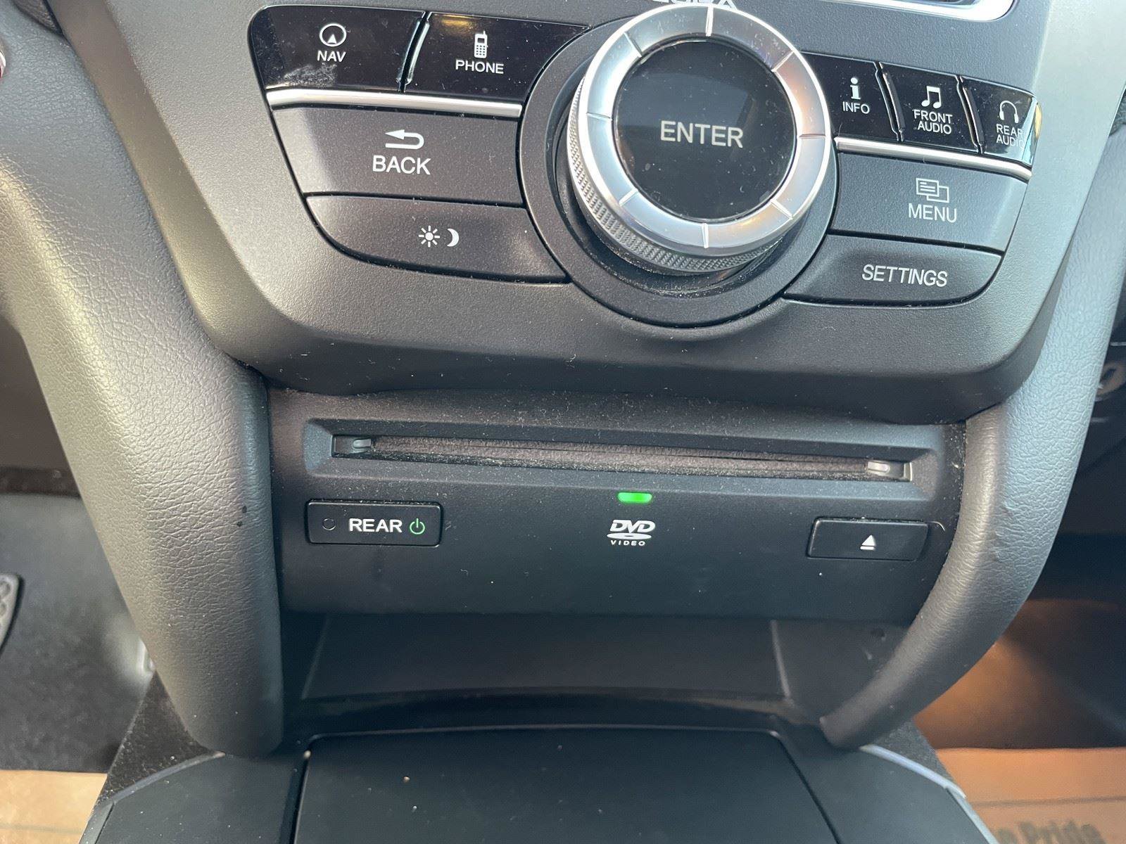 Used 2016 Acura MDX SH-AWD w/ Tech & Entertainment image 21