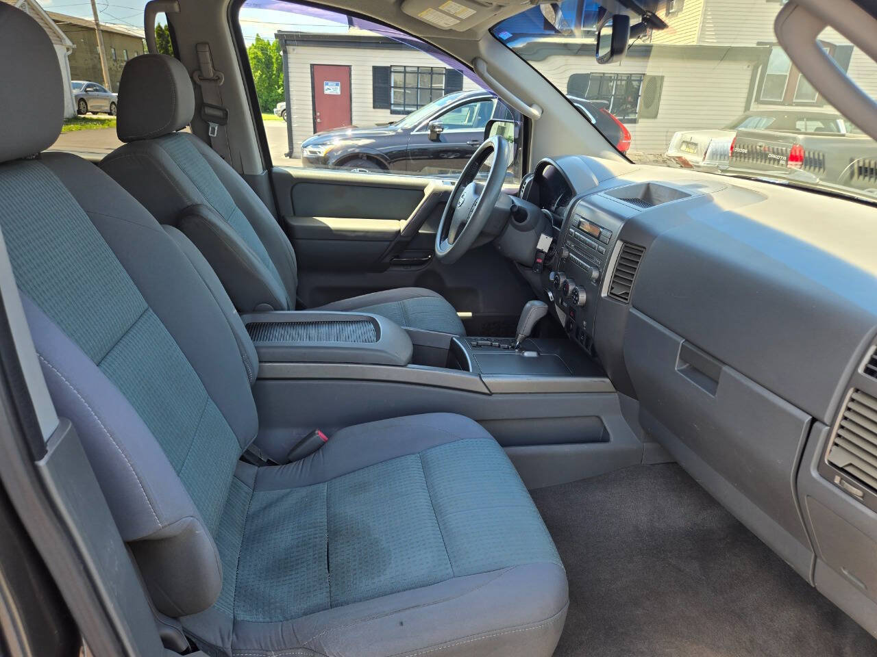 Used 2006 Nissan Titan SE AWD/4WD image 25