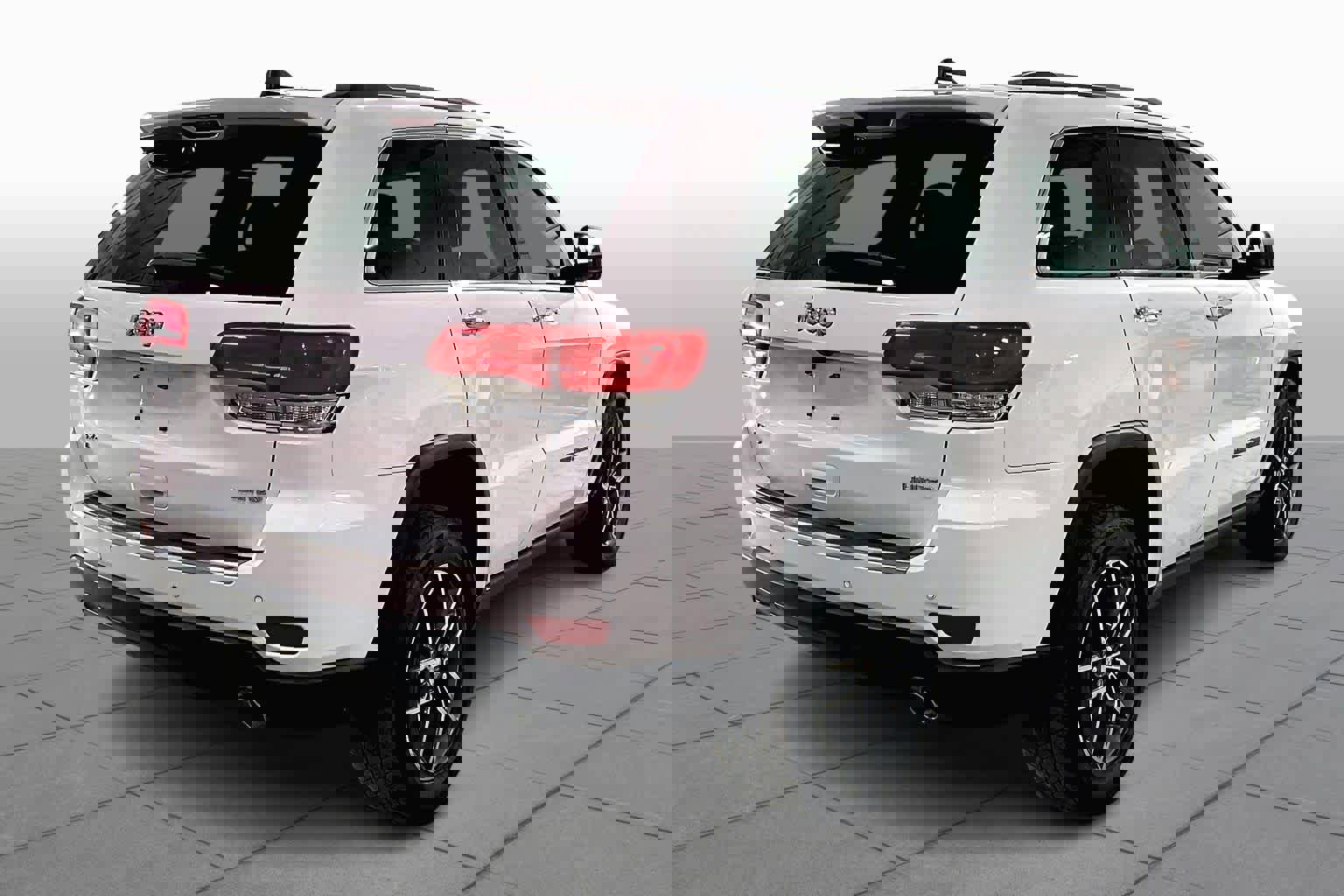 Used 2017 Jeep Grand Cherokee Limited image 12